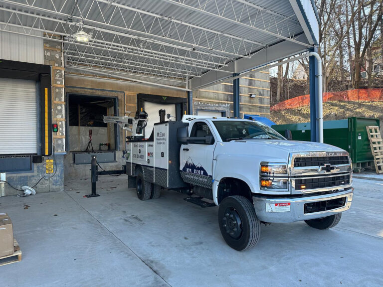 Essential Loading Dock Safety Practices for Warehouses & Distribution Centers